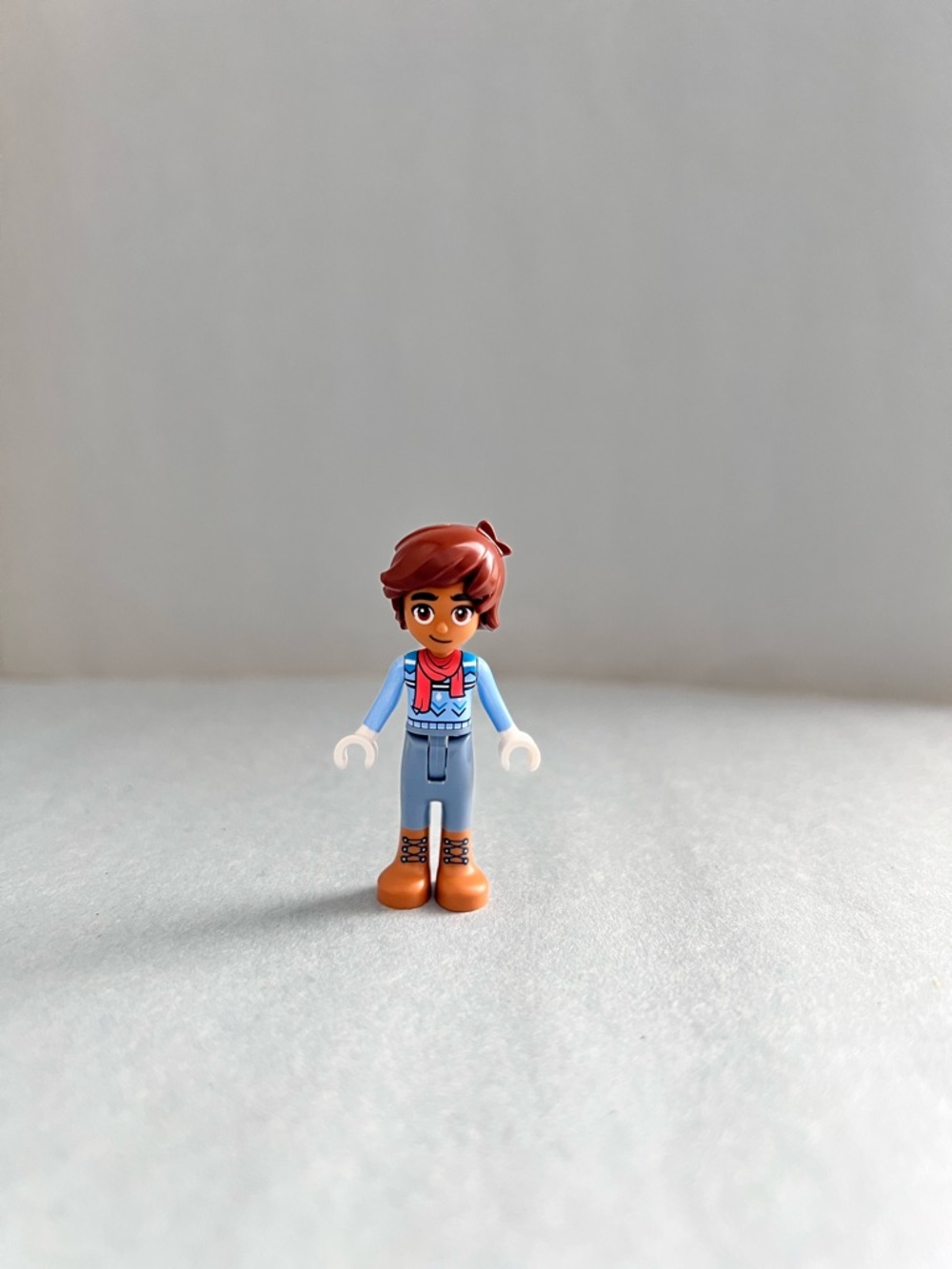 LEGO Friends Leo mini-doll figure